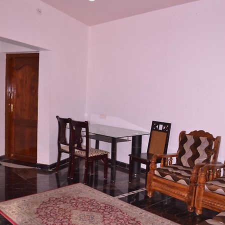 Yuga Guest House Кутталам Экстерьер фото