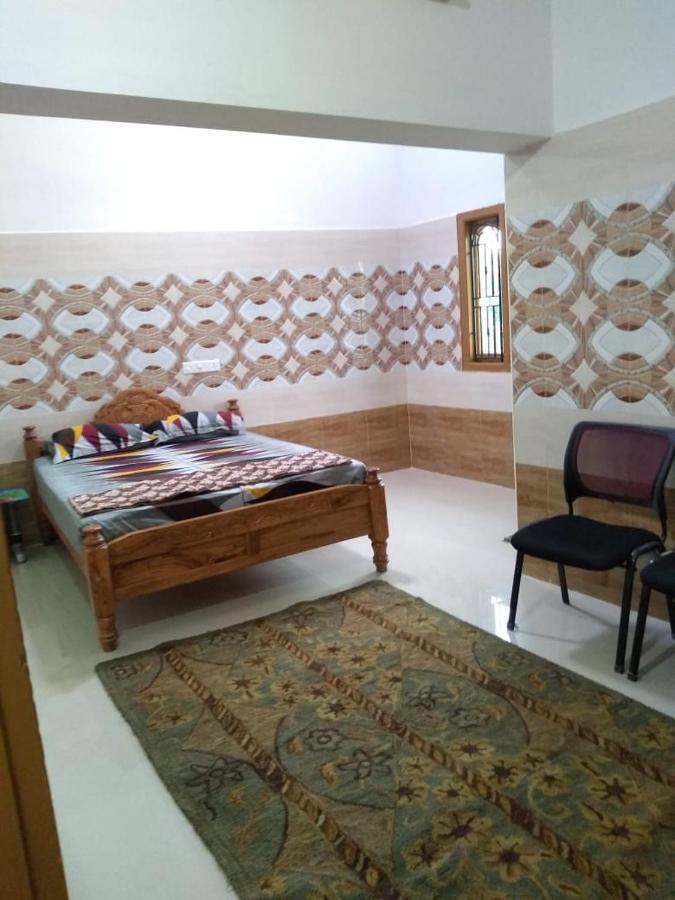 Yuga Guest House Кутталам Экстерьер фото