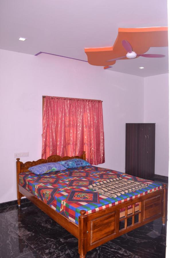 Yuga Guest House Кутталам Экстерьер фото