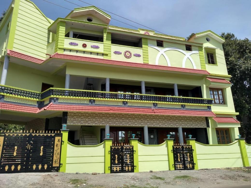 Yuga Guest House Кутталам Экстерьер фото