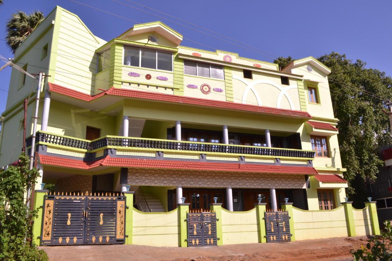 Yuga Guest House Кутталам Экстерьер фото
